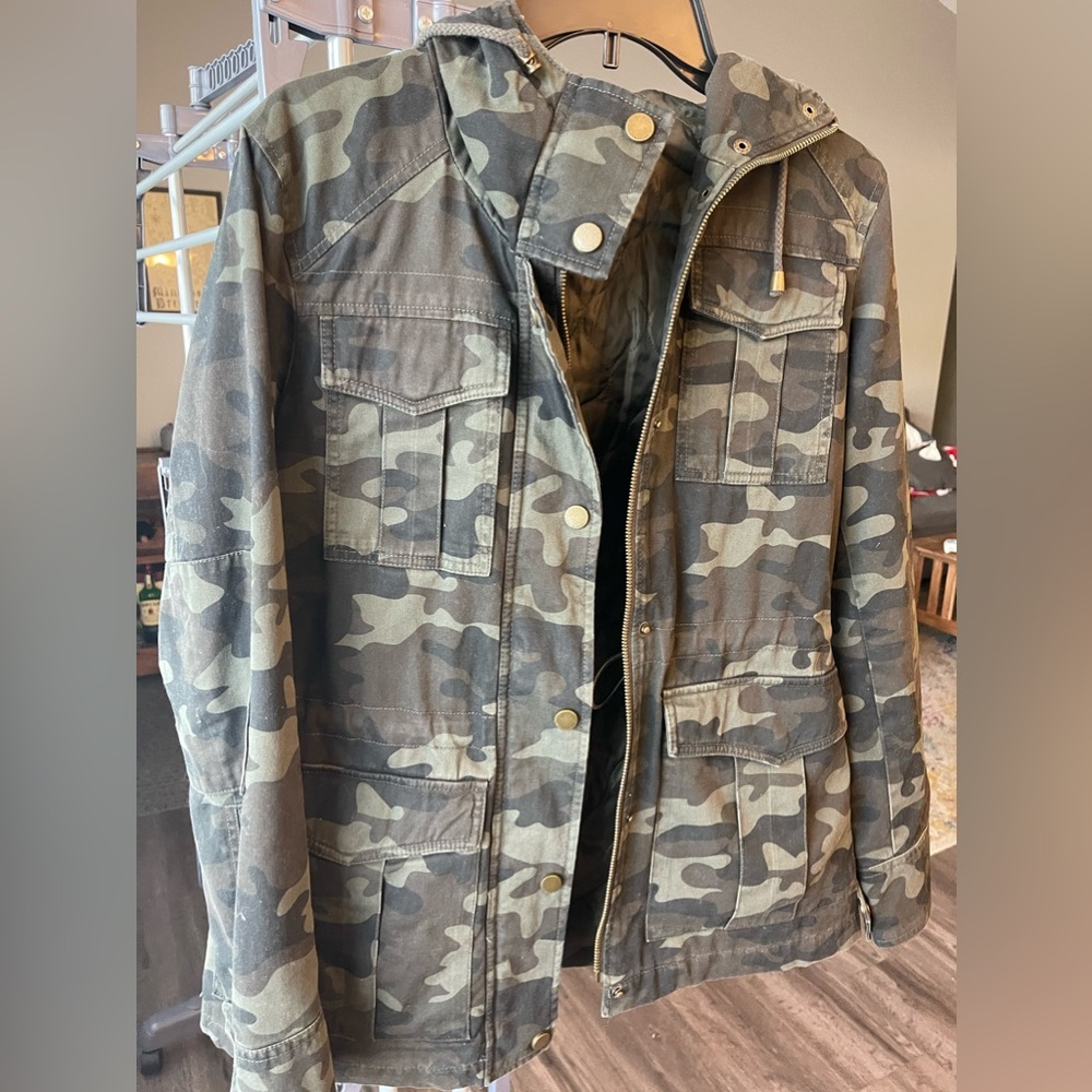 LUCKY Brand Women's Army Camo Hooded Jacket - Size Small